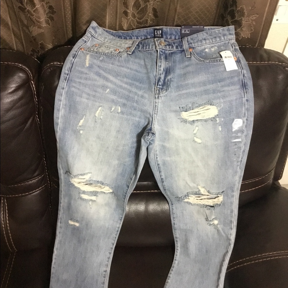 GAP - Picture 5 of 8